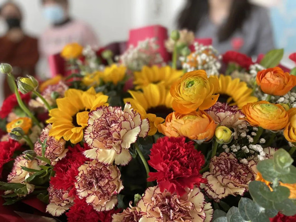 美人如斯，灼灼其華丨致敬泰斯特的巾幗英雄們！