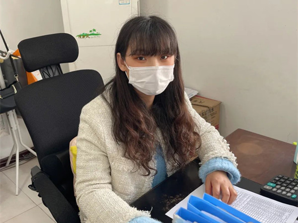 榜樣力量｜精誠嚴(yán)細(xì)，財(cái)務(wù)辦陳閃擔(dān)當(dāng)有為